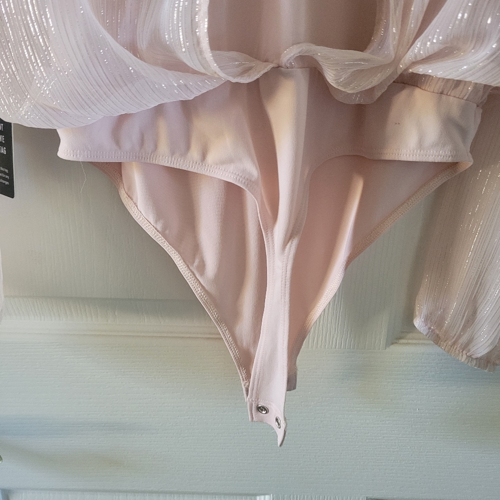 Sheer/Polyester Body suit - Picture 7 of 7
